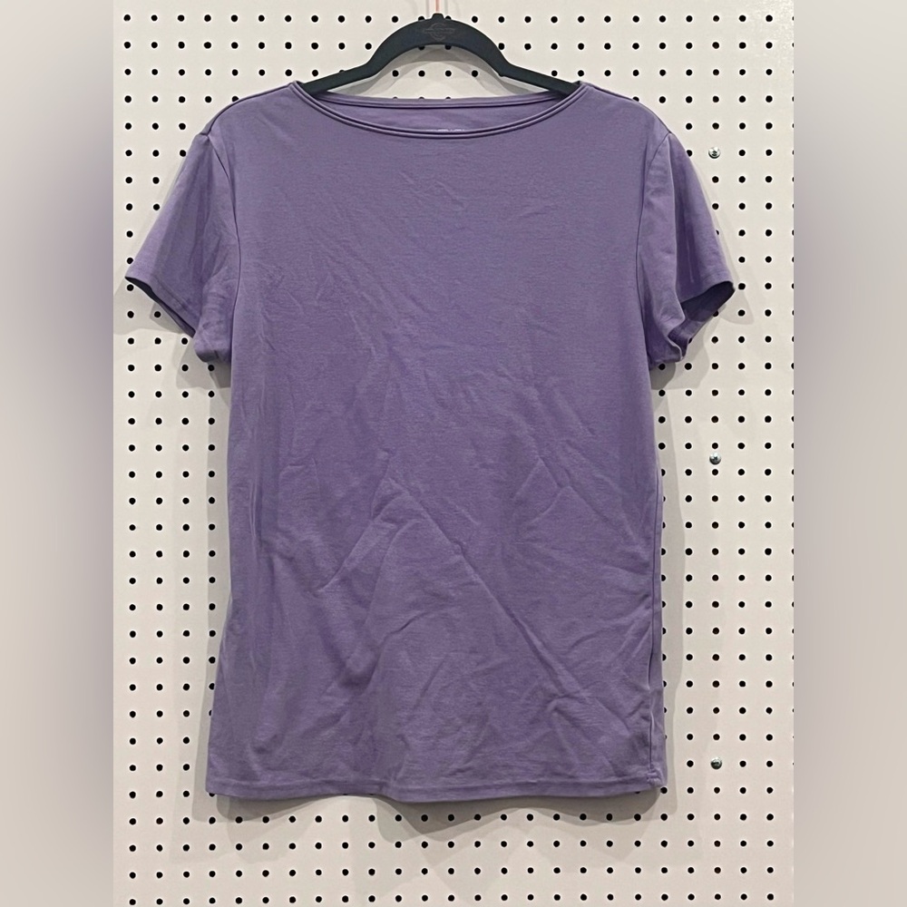 Ellen‎ Tracy Short Sleeve Top.